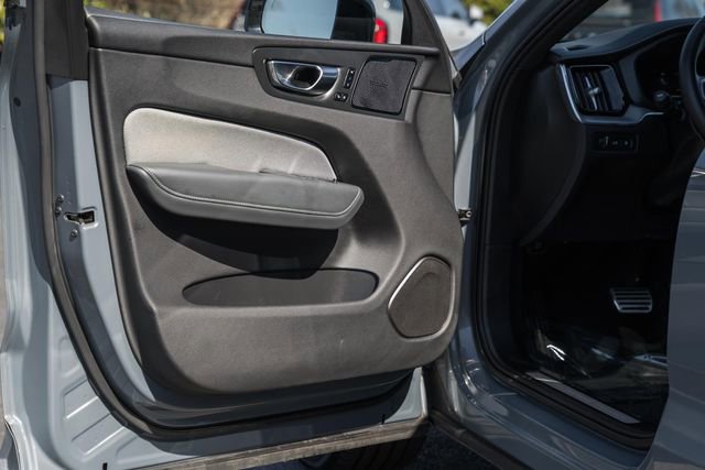 Certified 2022 Volvo XC60 T8 R-Design w/ Advanced Package image 36