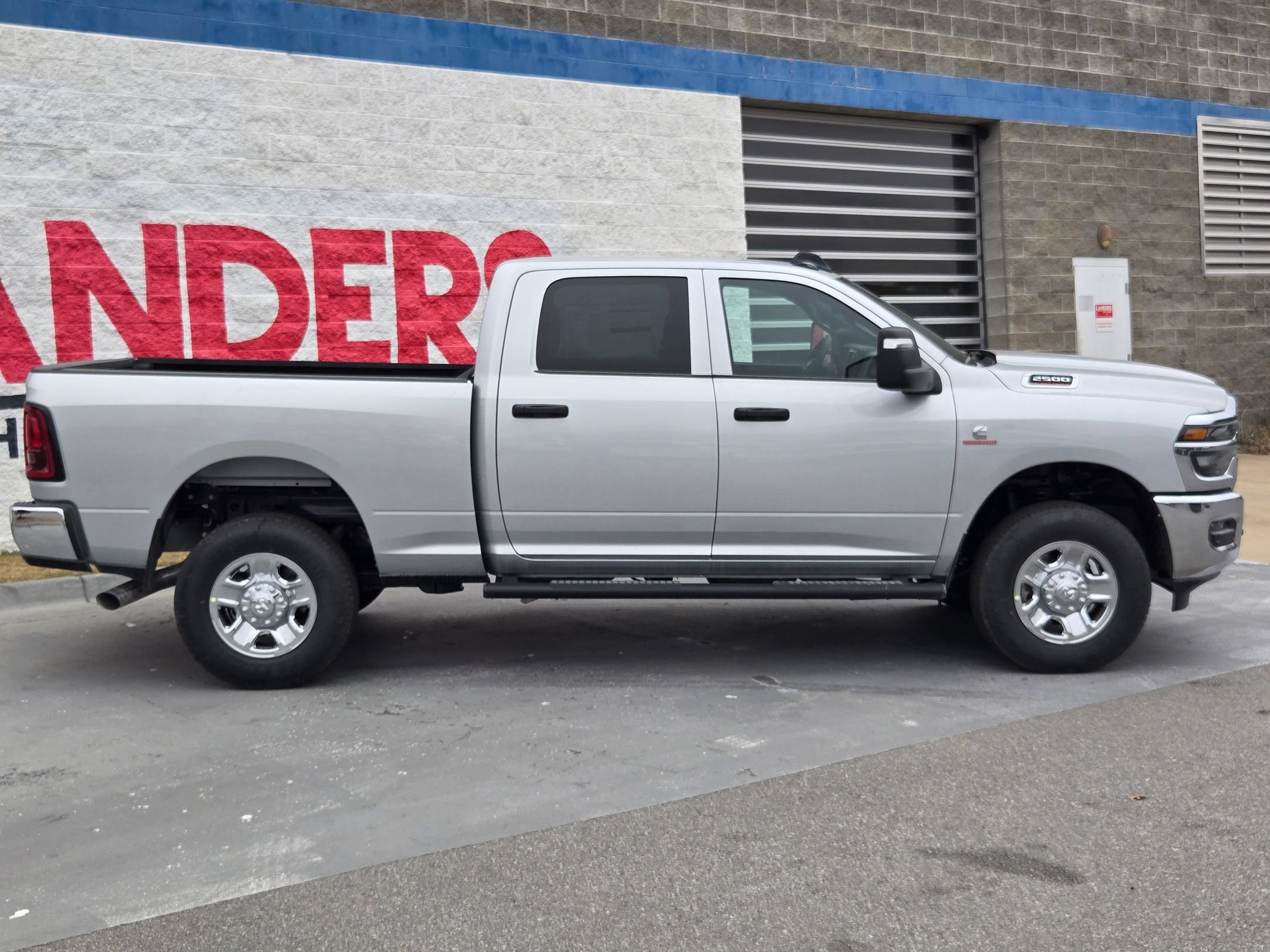New 2026 RAM 2500 Tradesman AWD/4WD image 8