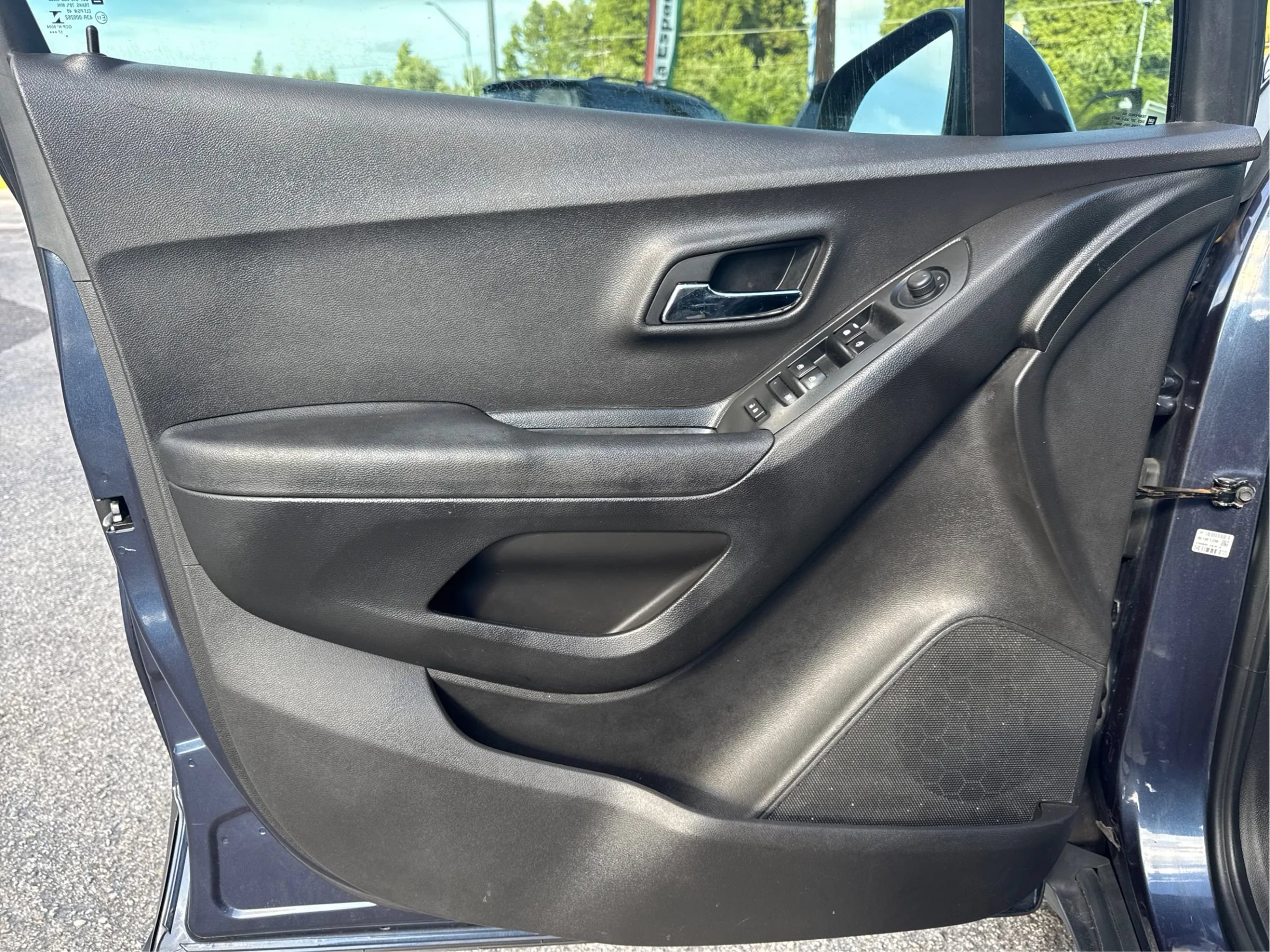 Used 2018 Chevrolet Trax LS FWD image 20