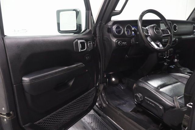 Used 2019 Jeep Wrangler Unlimited Sahara w/ Uconnect 4C Nav & Sound Group image 9