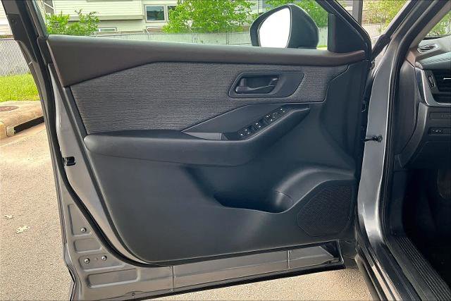 Certified 2023 Nissan Rogue S FWD image 21