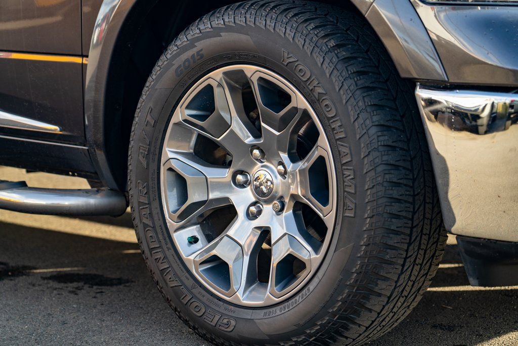 Used 2017 RAM 1500 Limited image 7