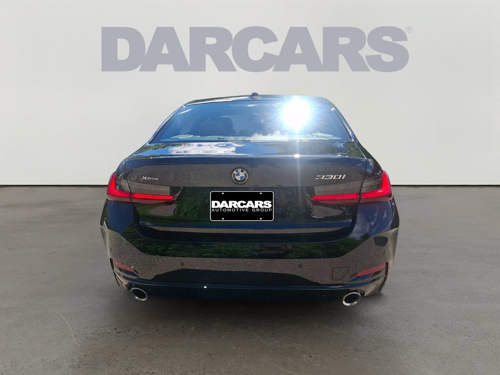 Used 2025 BMW 330i xDrive Sedan w/ Premium Package AWD/4WD image 6