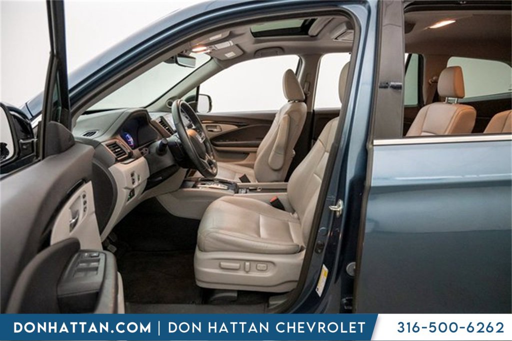 Used 2019 Honda Pilot Touring image 5