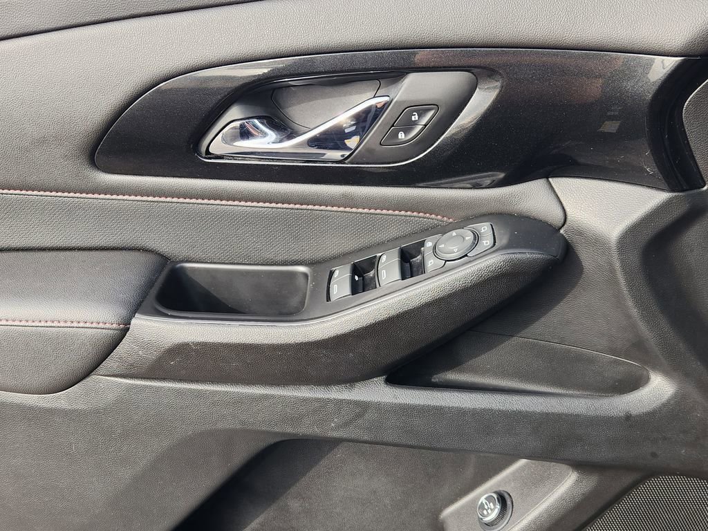 Used 2023 Chevrolet Traverse RS w/ LPO, Floor Liner Package image 27