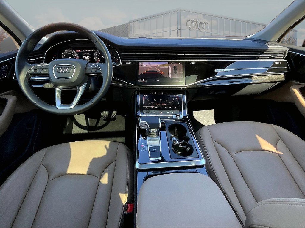 Used 2024 Audi Q7 2.0T Premium w/ Convenience Package AWD/4WD image 9