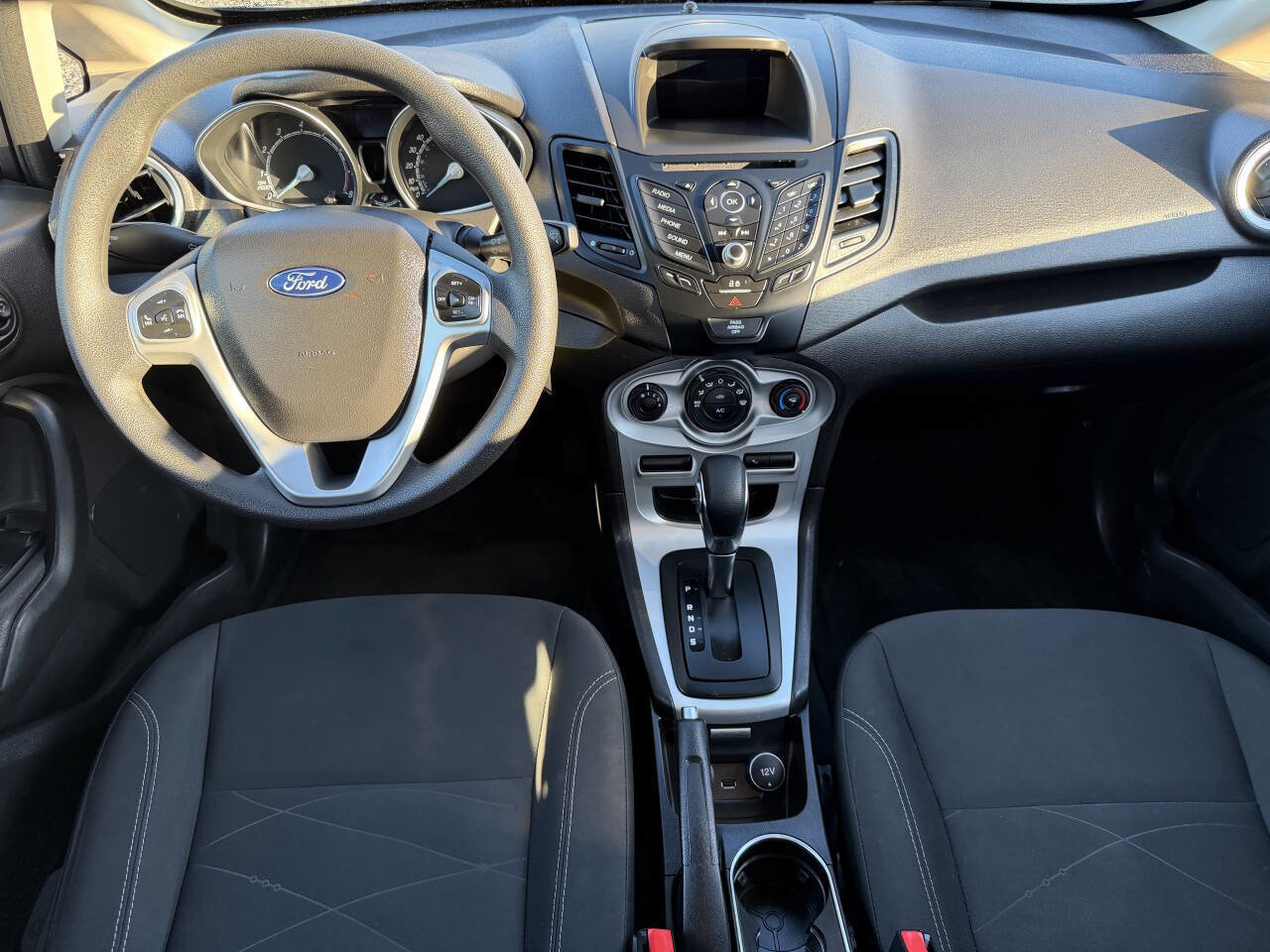 Used 2017 Ford Fiesta SE image 15