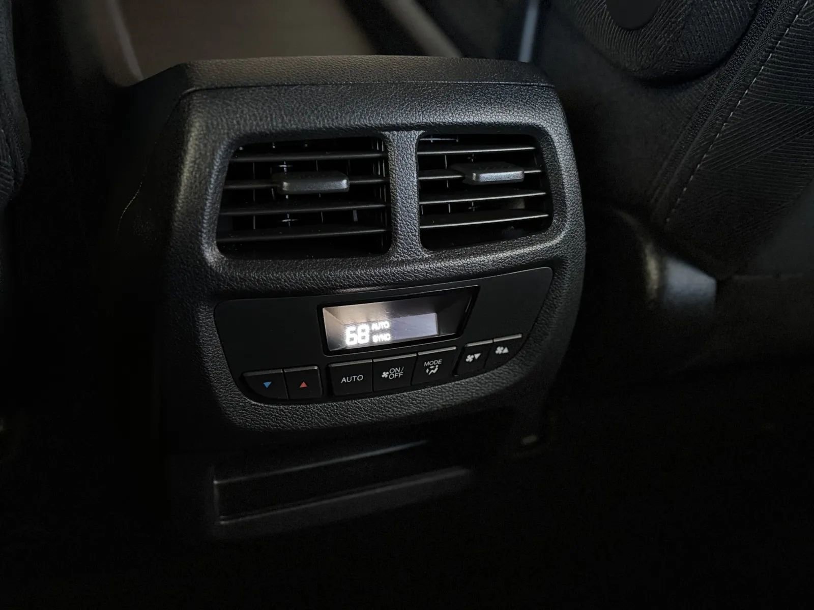 Used 2022 Honda Pilot Sport image 41