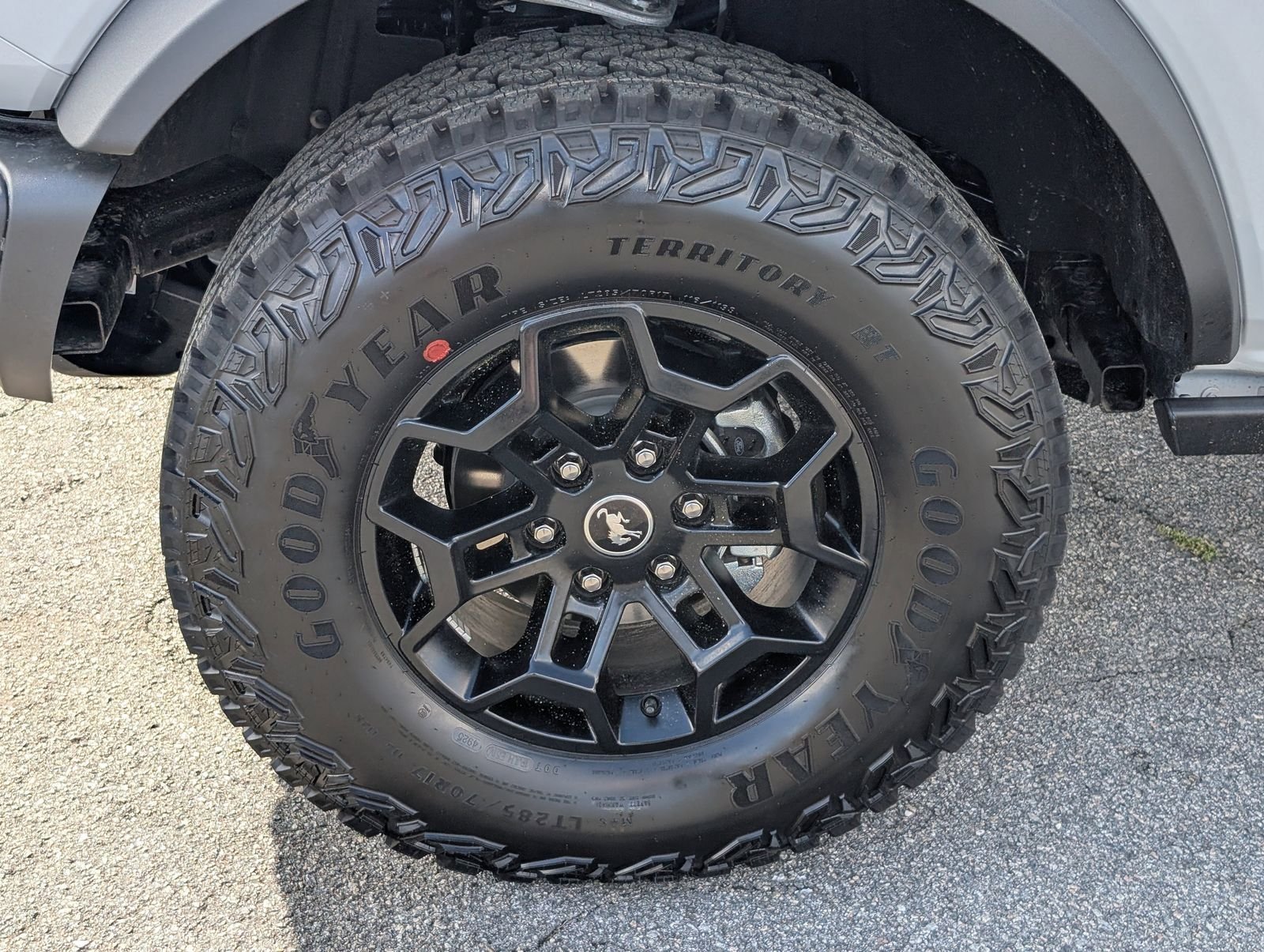 New 2026 Ford Bronco Badlands image 13