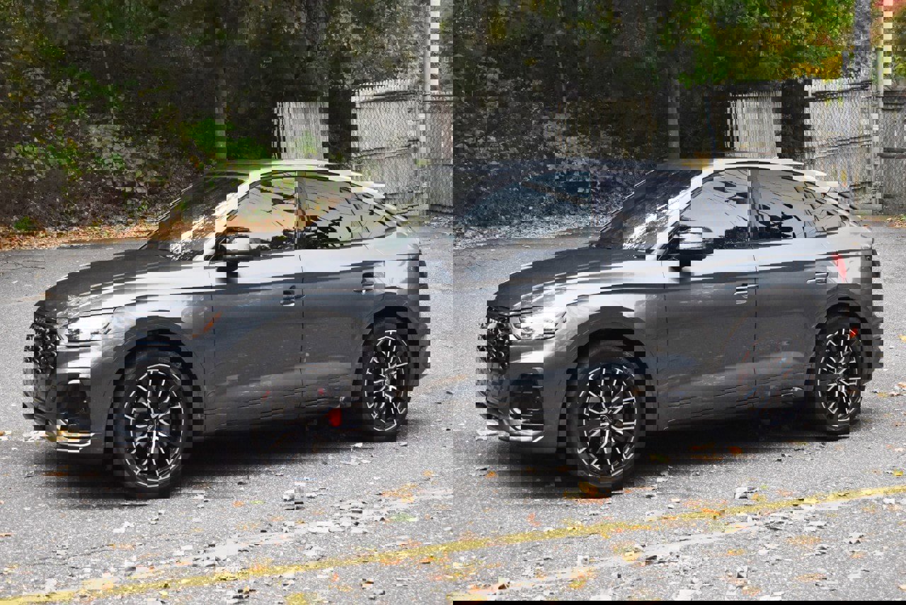Used 2023 Audi SQ5 Premium Plus w/ Premium Plus Package image 3