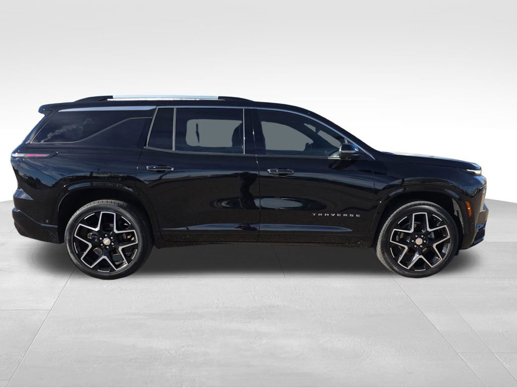 Used 2025 Chevrolet Traverse High Country image 6
