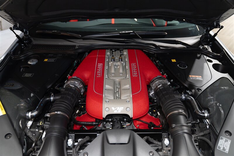 Used 2023 Ferrari 812 GTS RWD image 16