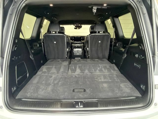 Used 2022 Jeep Wagoneer Series III AWD/4WD image 34