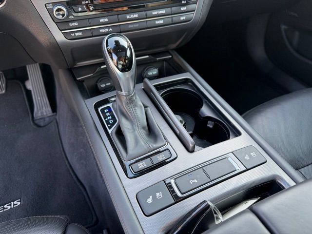 Used 2015 Hyundai Genesis 5.0 RWD image 20