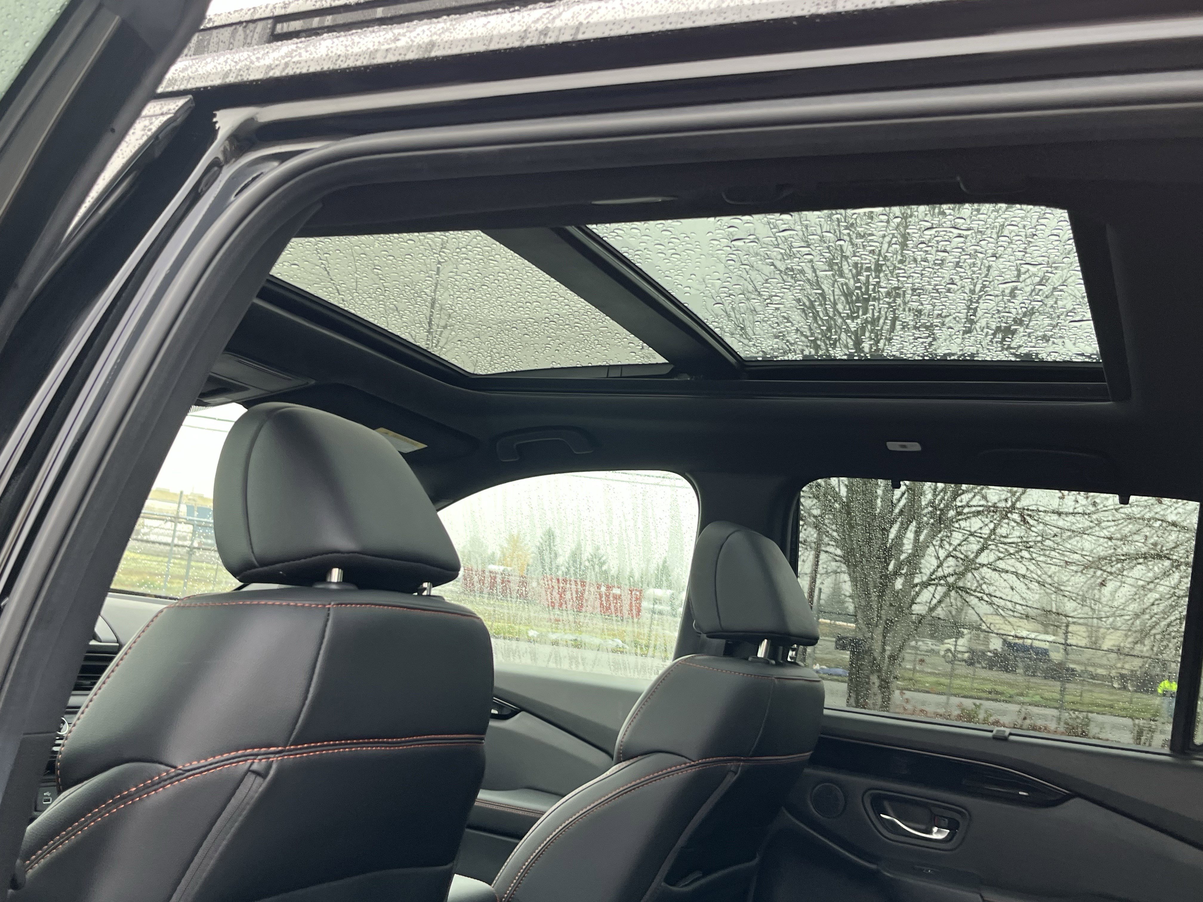 Certified 2025 Honda Pilot TrailSport image 15