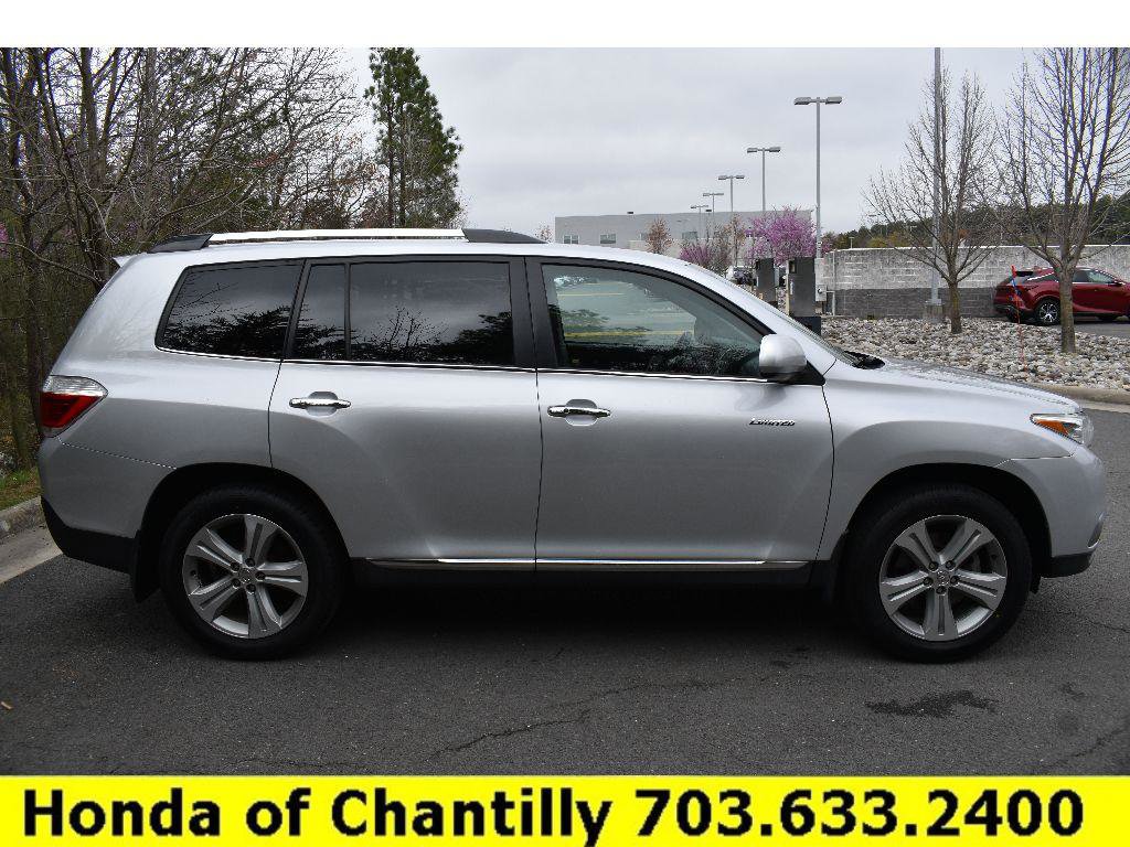 Used 2013 Toyota Highlander Limited image 8