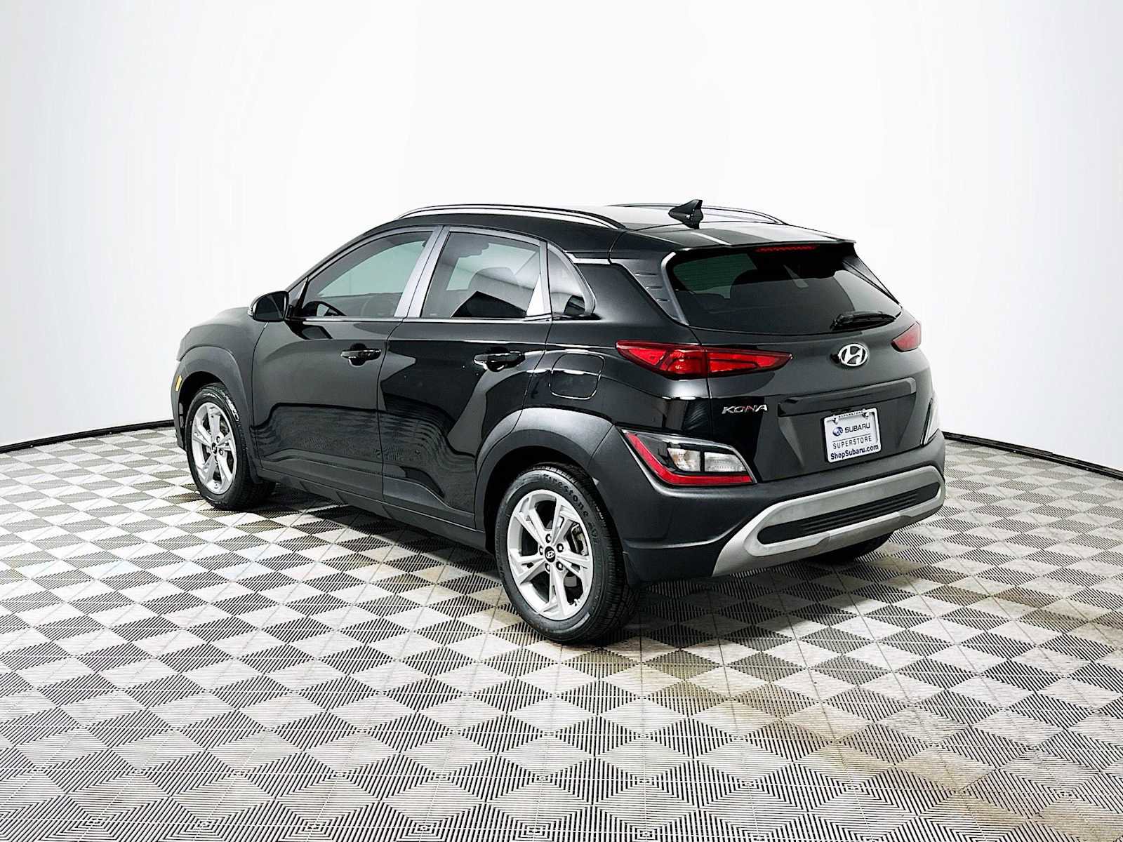 Used 2022 Hyundai Kona SEL w/ Convenience Package image 5