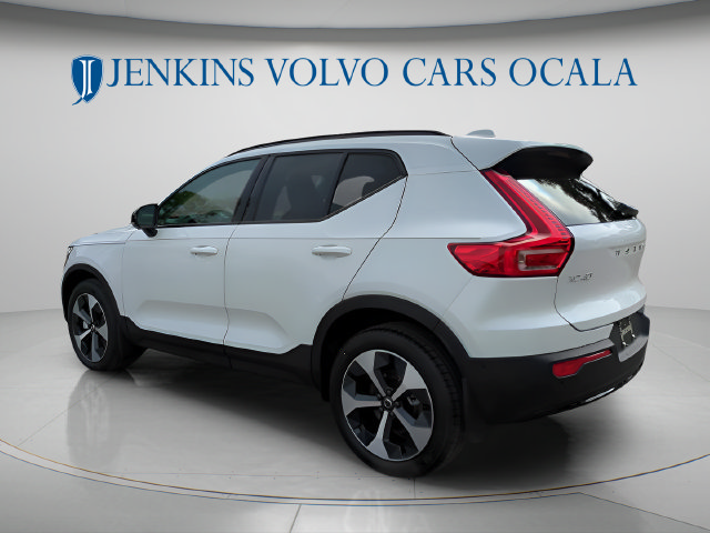 New 2026 Volvo XC40 B5 Plus w/ Protection Package Premier AWD/4WD image 6