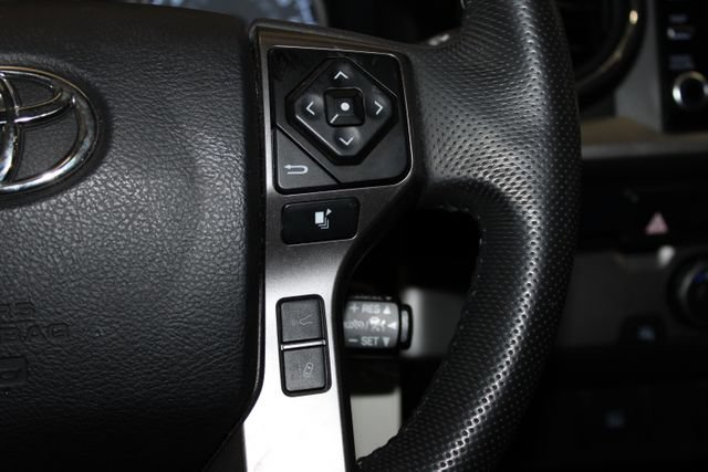 Used 2022 Toyota Tacoma SR5 RWD image 14