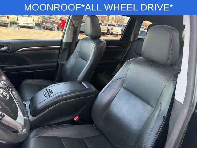 Used 2015 Toyota Highlander Limited Platinum image 17