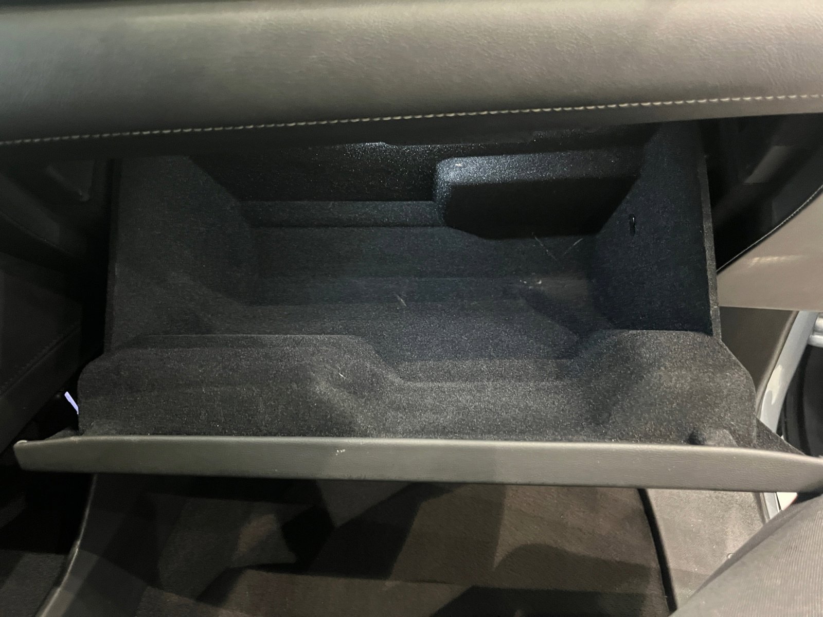 Used 2024 Cadillac Escalade ESV Sport image 27