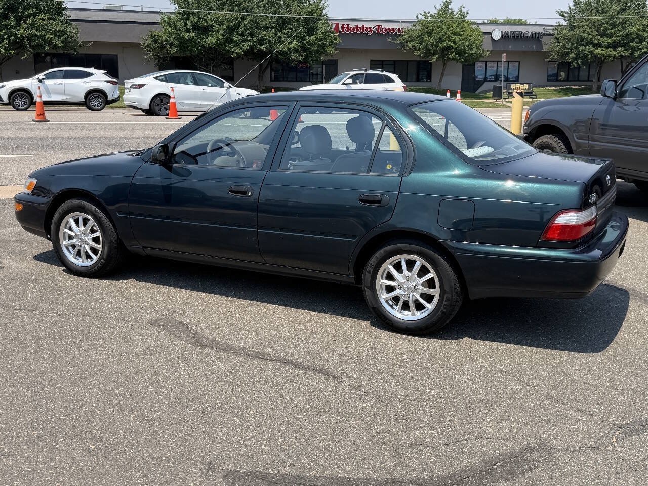 Used 1996 Toyota Corolla FWD image 10