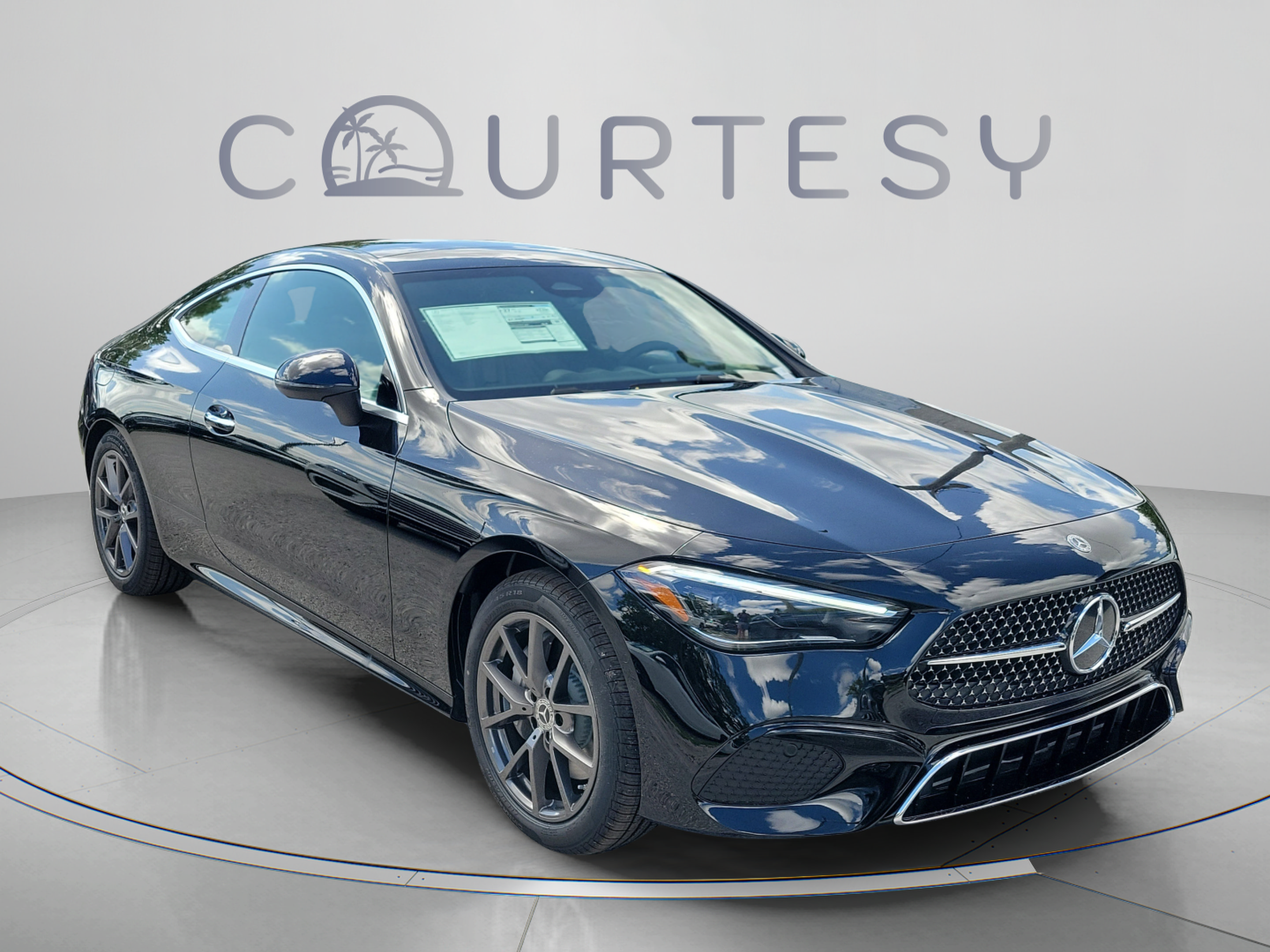 New 2026 Mercedes-Benz CLE 300 4MATIC Coupe image 3