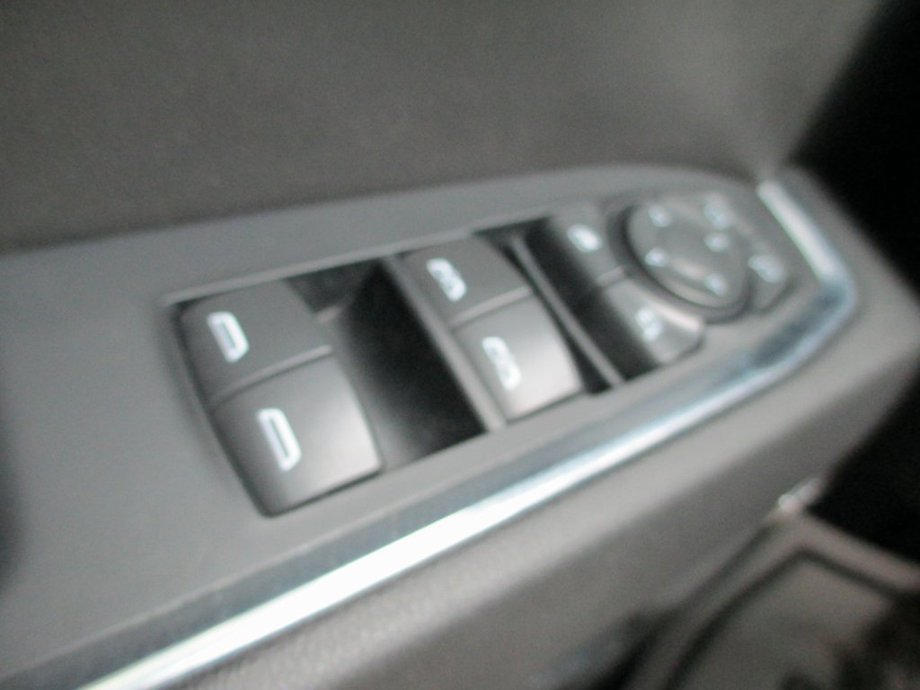 Certified 2023 GMC Sierra 1500 SLT w/ SLT Convenience Package image 24