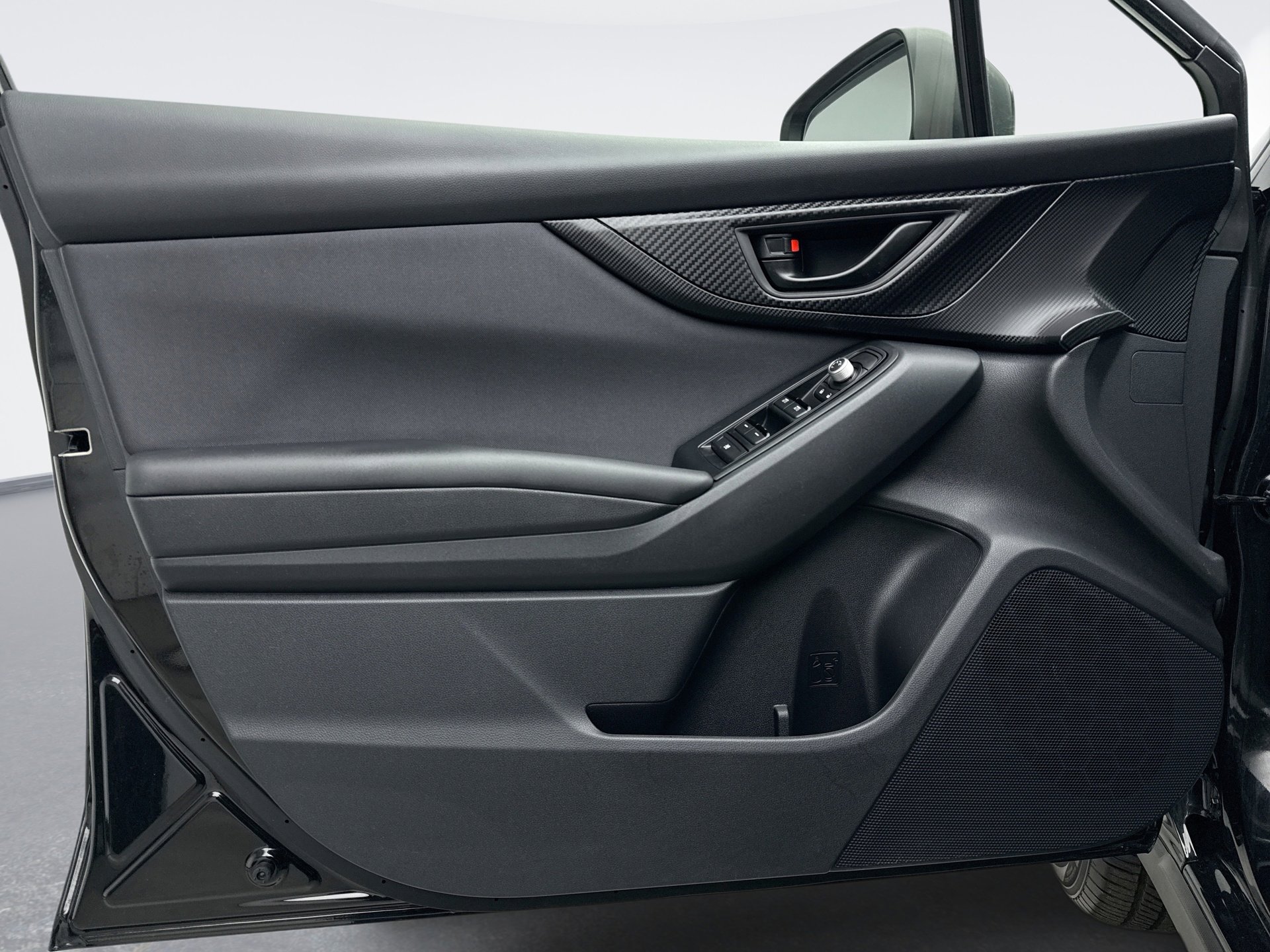 Used 2023 Subaru Crosstrek 2.0i Premium image 9