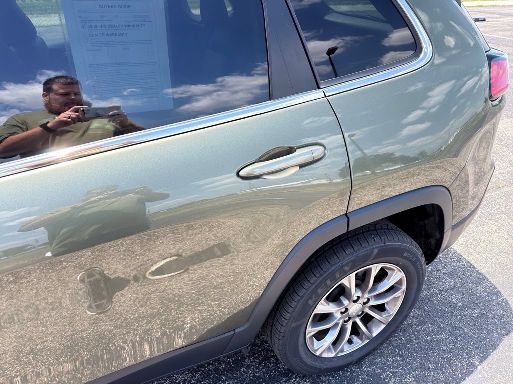 Used 2021 Jeep Cherokee Latitude Lux FWD image 17
