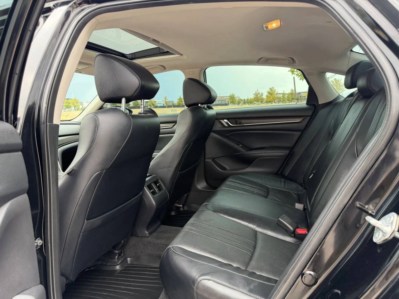 Used 2018 Honda Accord EX-L image 13