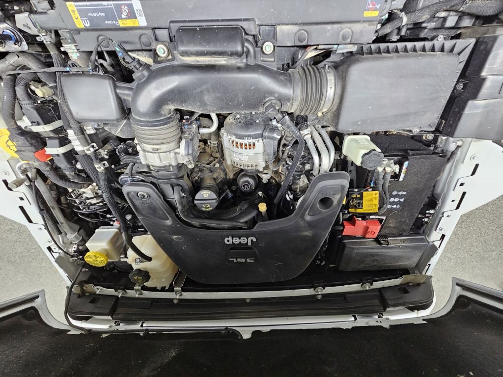 Used 2021 Jeep Gladiator Overland image 30