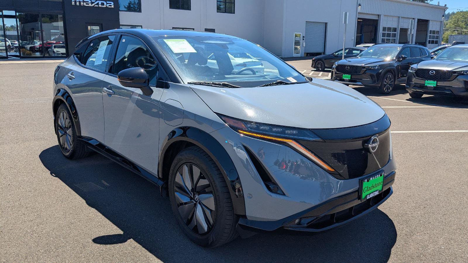 Used 2023 Nissan Ariya AWD/4WD image 8