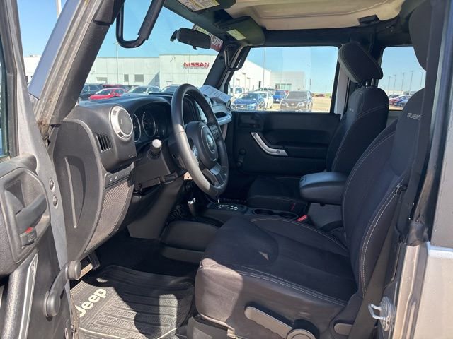 Used 2013 Jeep Wrangler Rubicon w/ Dual Top Group AWD/4WD image 8