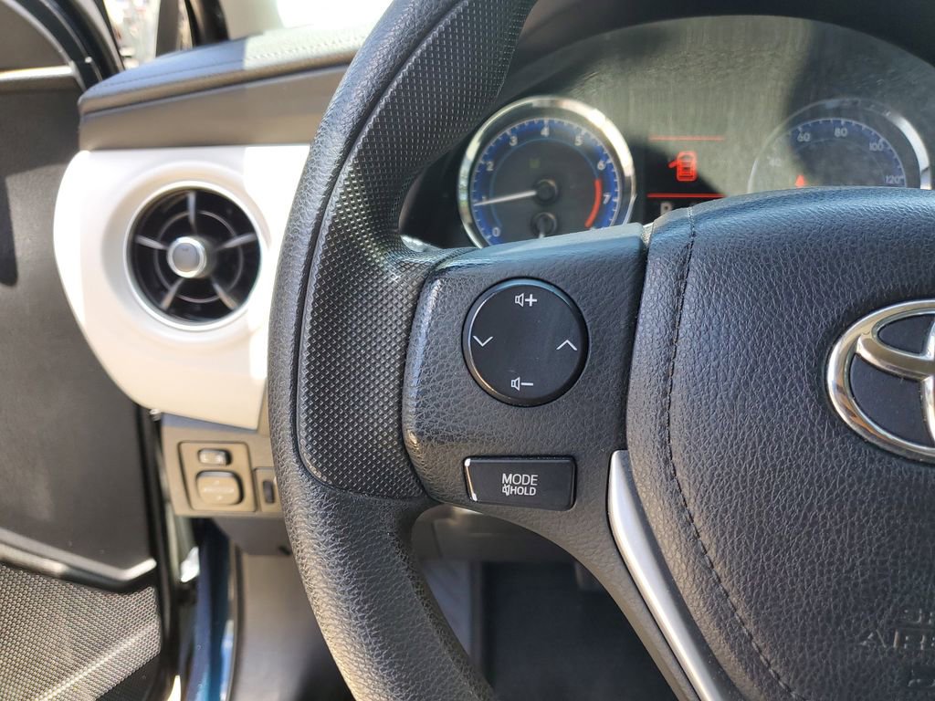 Used 2019 Toyota Corolla LE FWD image 20