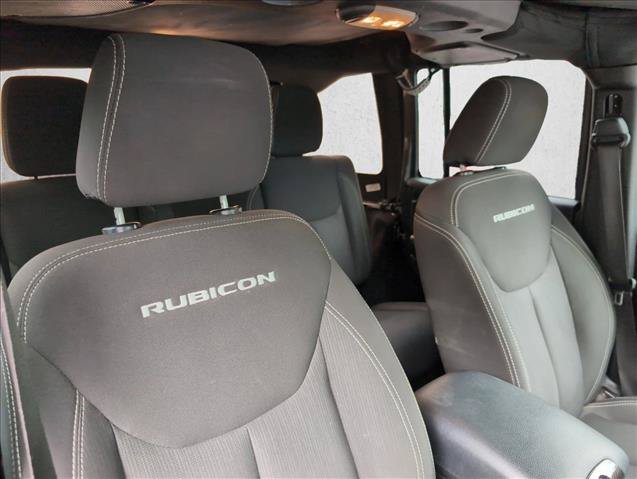 Used 2016 Jeep Wrangler Unlimited Rubicon w/ Connectivity Group AWD/4WD image 23