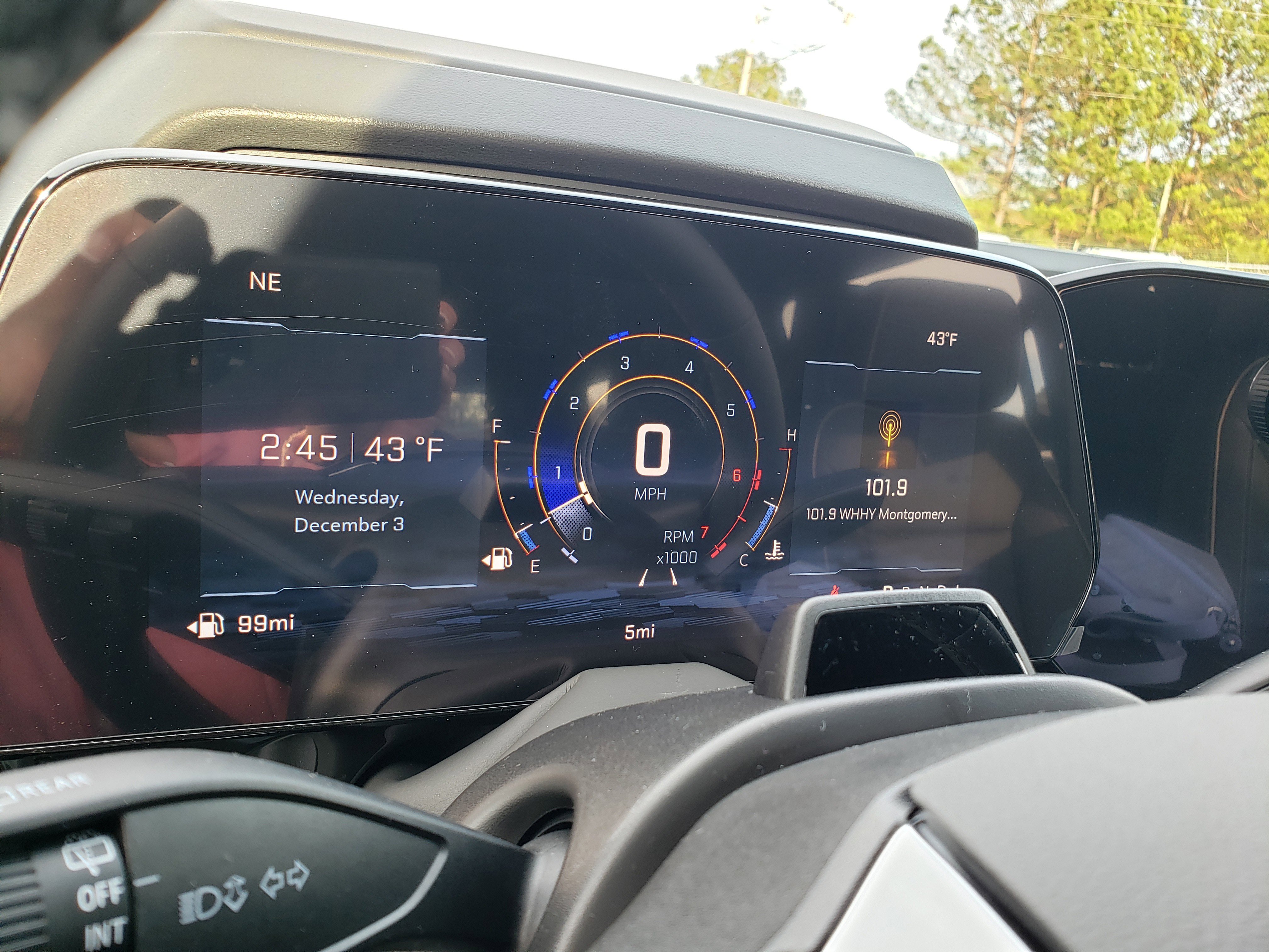 New 2026 Chevrolet Suburban Premier image 22