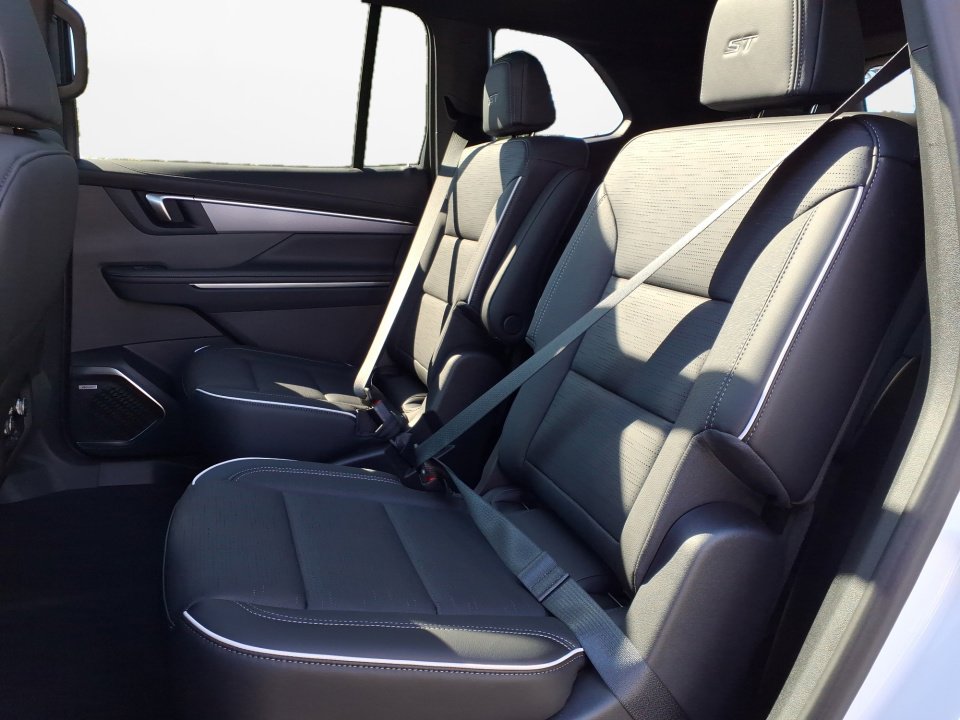 New 2026 Buick Enclave Sport Touring w/ Power Package image 12