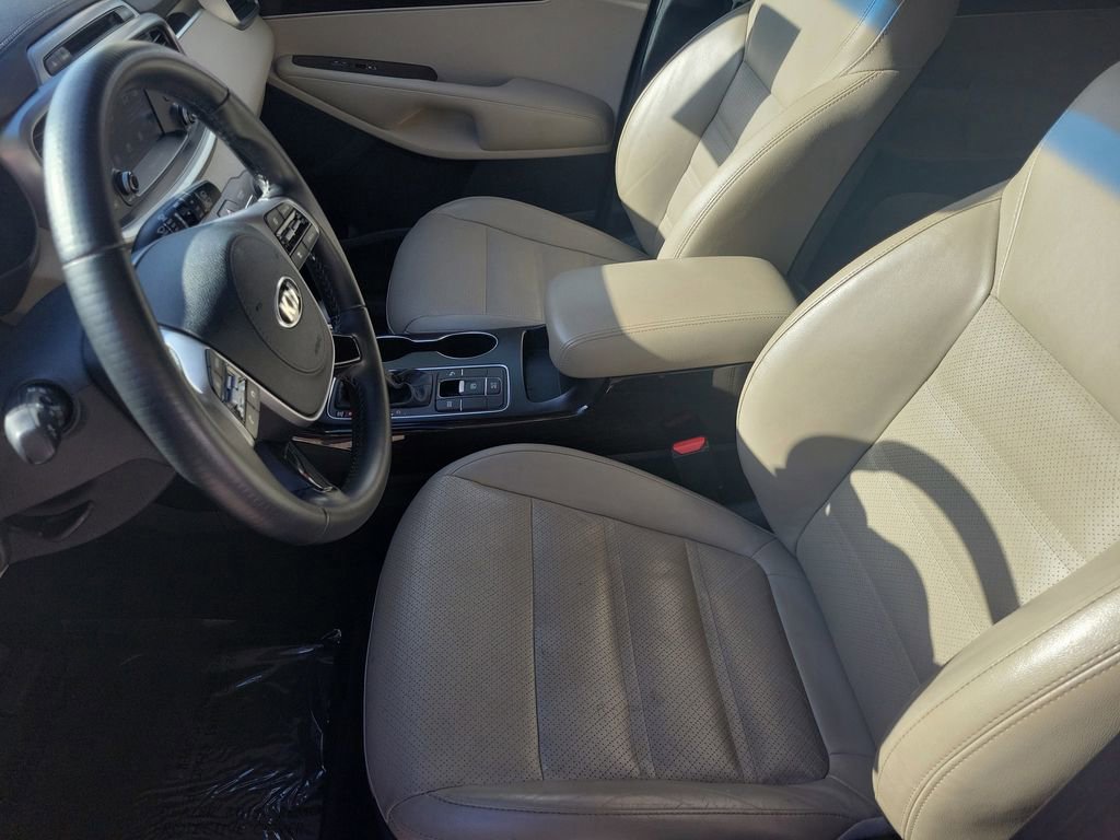 Used 2019 Kia Sorento EX image 29