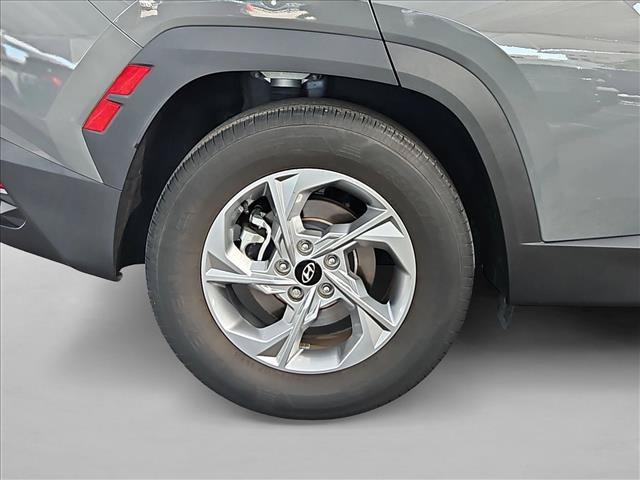 Certified 2024 Hyundai Tucson SE FWD image 19
