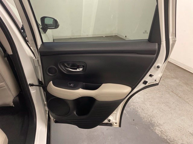 Certified 2024 Honda HR-V EX-L image 28