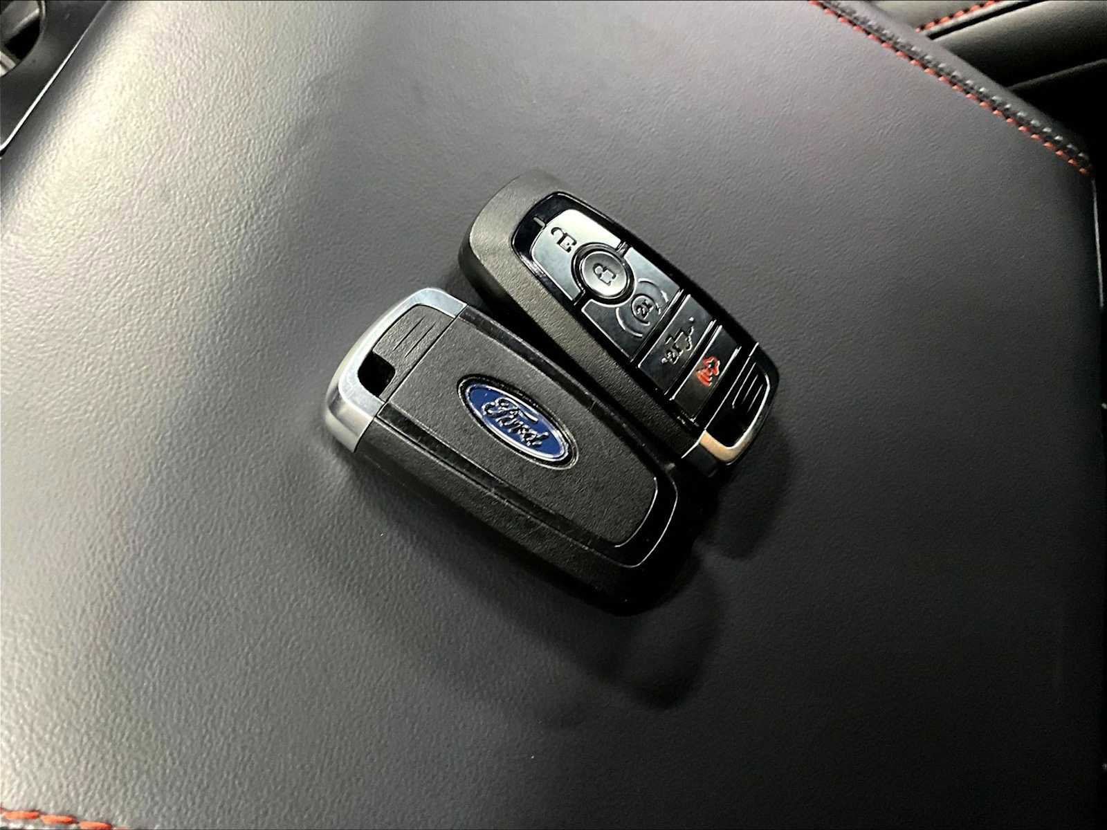 Used 2025 Ford F150 Raptor image 38