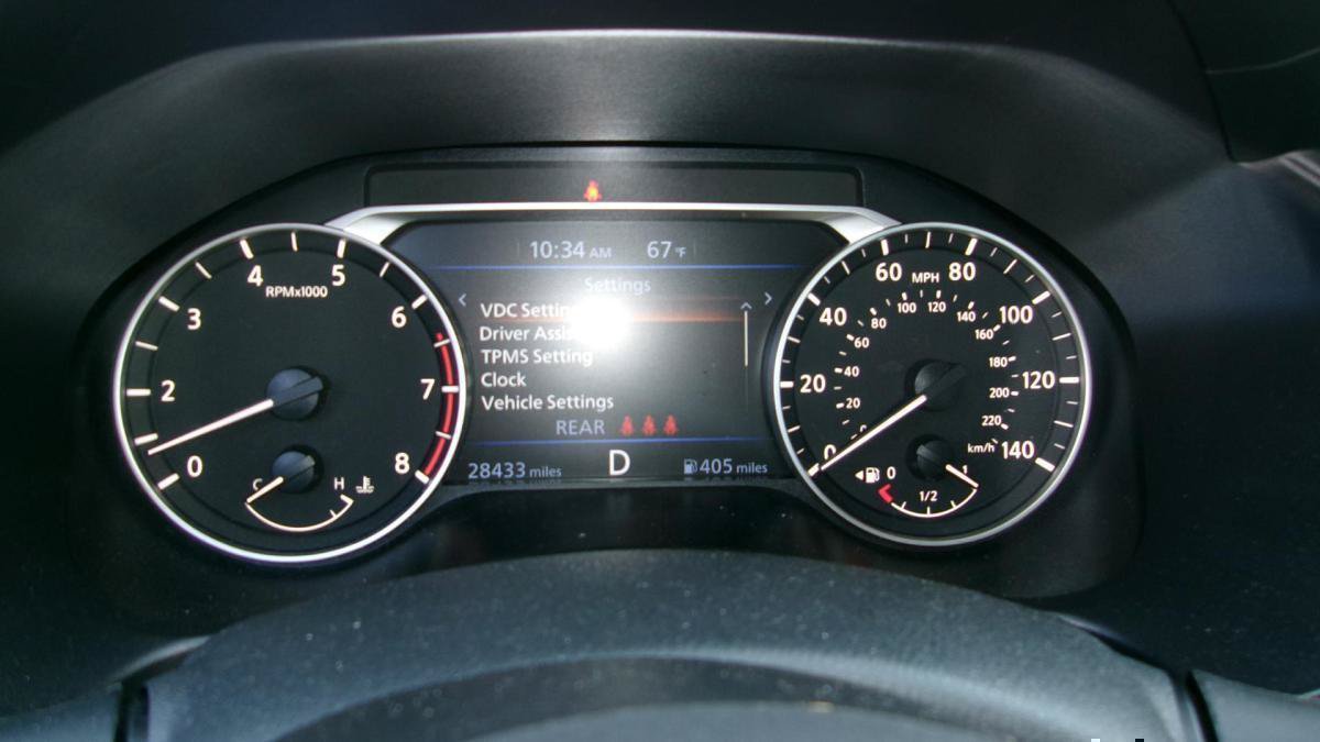 Used 2025 Nissan Altima 2.5 SV FWD image 14
