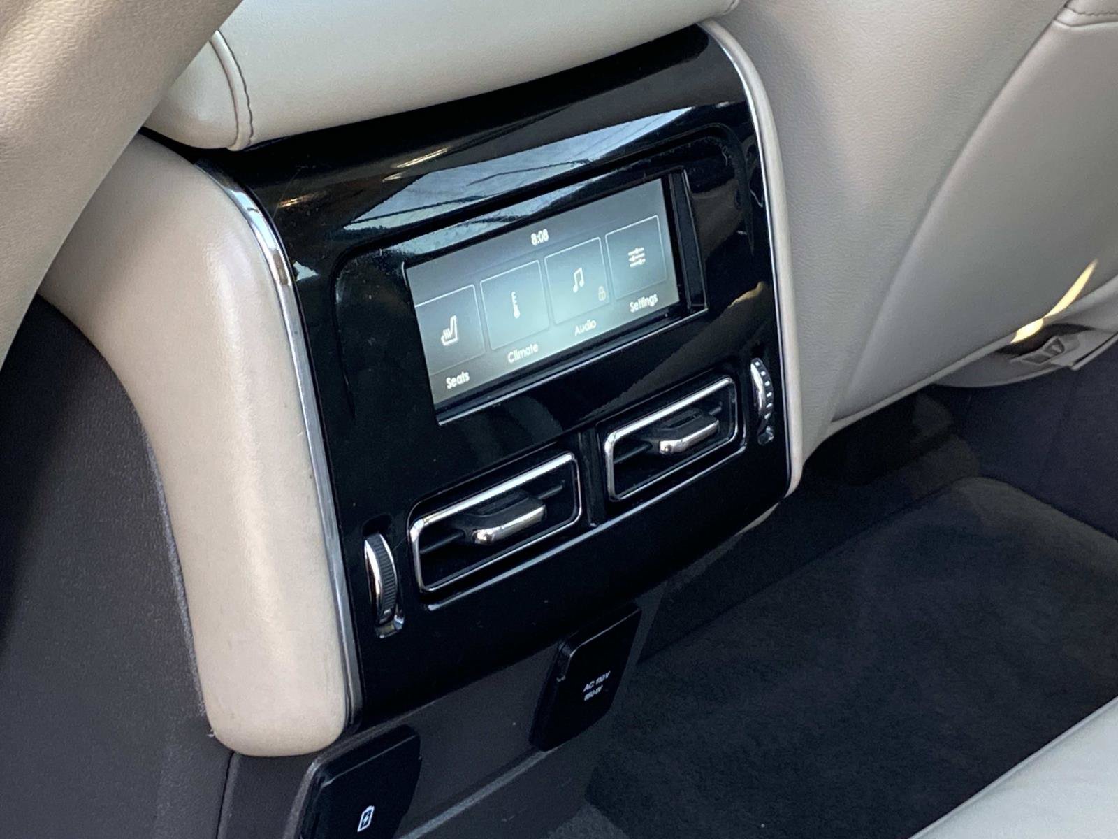 Used 2020 Lincoln Aviator Reserve w/ Equipment Group 201A AWD/4WD image 11