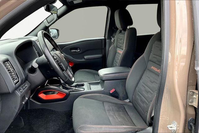 Used 2023 Nissan Frontier PRO-4X w/ Technology Package image 15