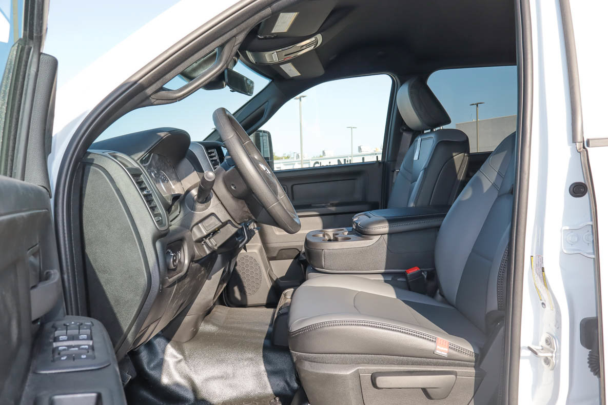 New 2027 RAM 3500 Tradesman AWD/4WD image 15