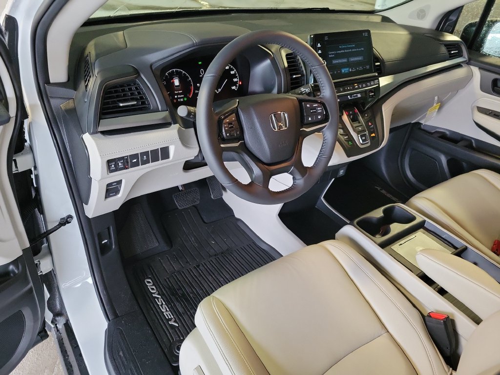 Certified 2026 Honda Odyssey EX-L image 23