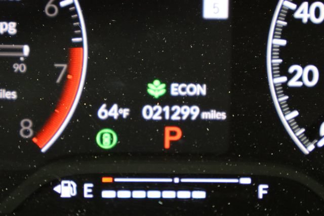 Used 2025 Honda Civic Sport image 30