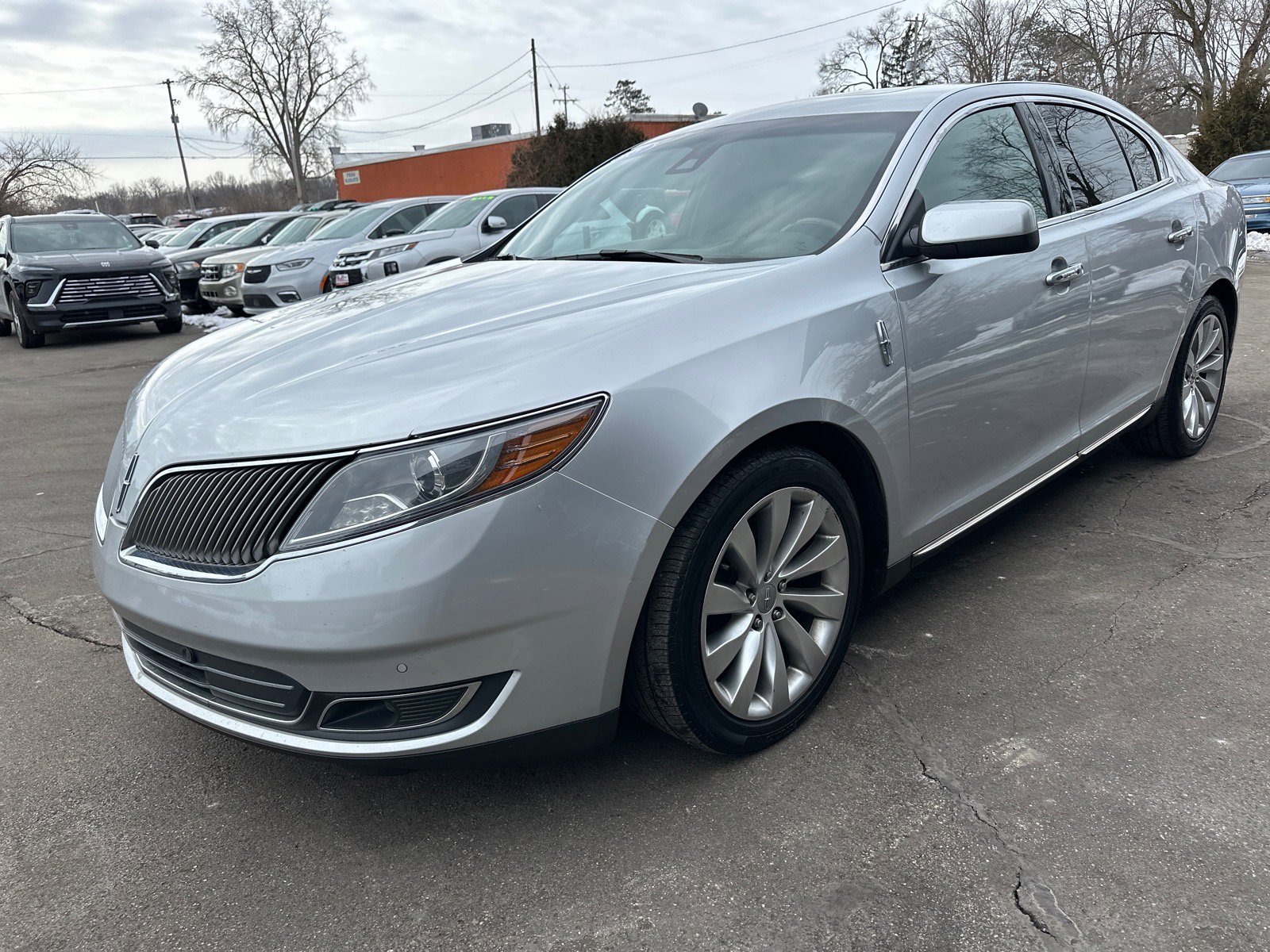 Used 2013 Lincoln MKS image 7