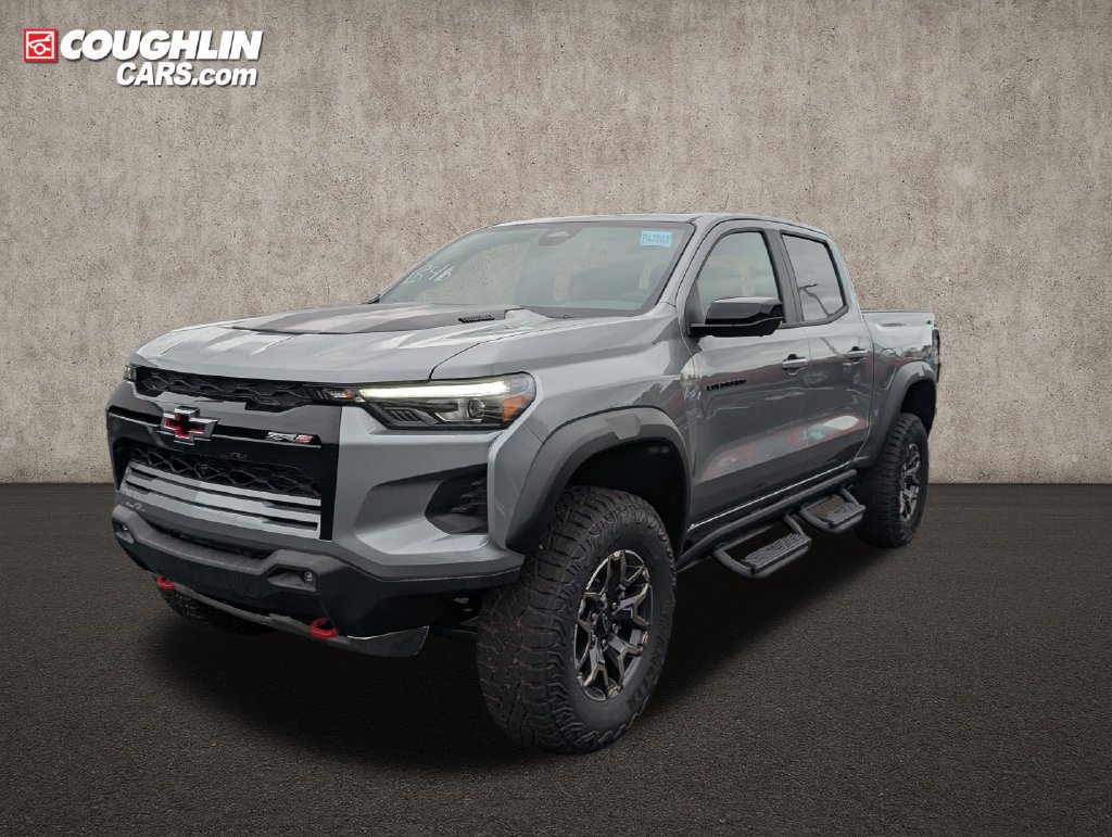 New 2026 Chevrolet Colorado ZR2 w/ Technology Package AWD/4WD image 3